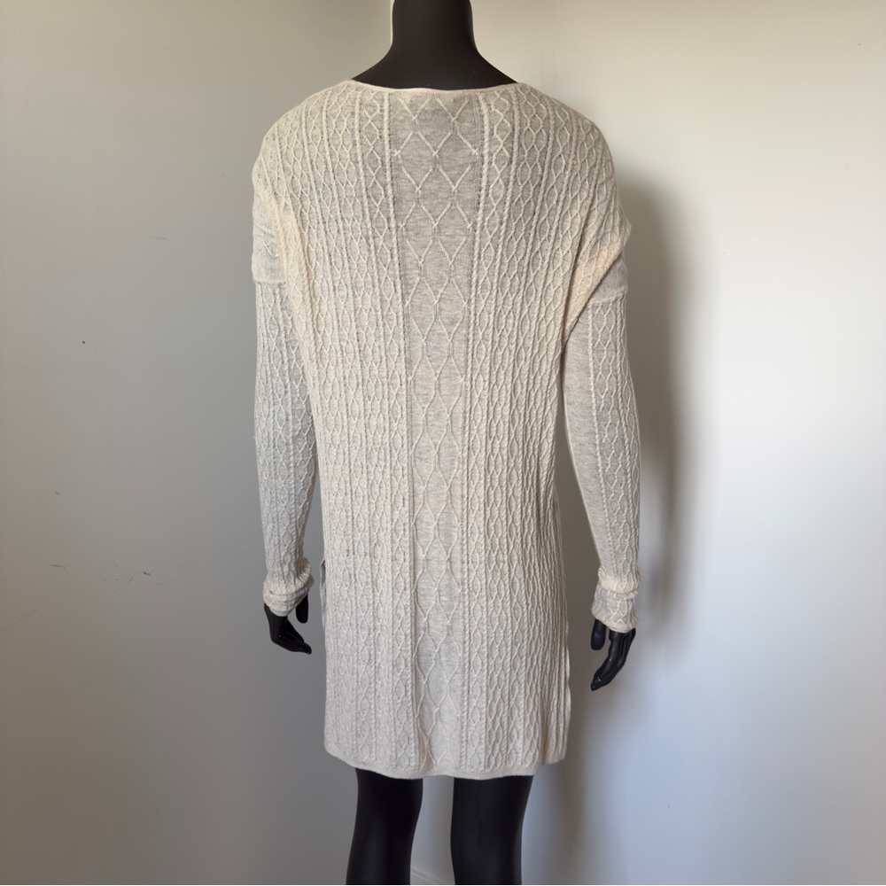 154. Babaton Linen Wool Elegant Cream V-Neck Cable knit Sweater - Picture 3 of 6